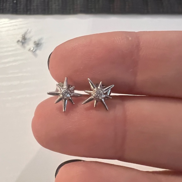 Earring set - Picture 2 of 8